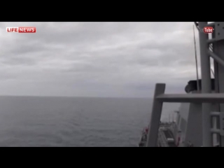 video fly of russian su-24 over american destroyer ross